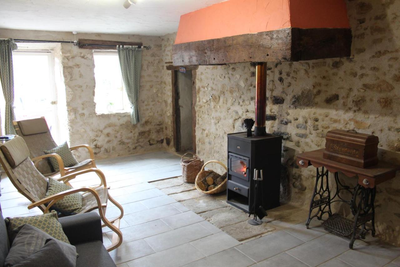 Gite La Pimparola Villa Nouic Luaran gambar